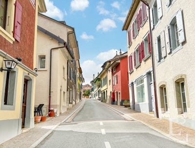 /international/ch/vieux-bourg-d-aubonne-l3-aubonne-vaud-310108401745/