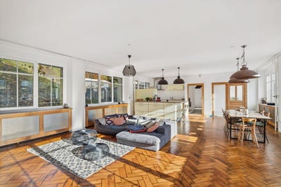 /international/ch/rue-girardet-10-le-locle-canton-of-neuchatel-310100910663/