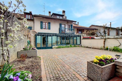 /international/ch/russin-geneva-310106740465/