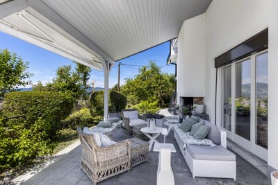 /international/ch/montreux-vaud-310108482585/