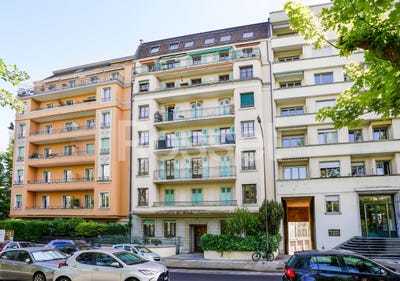 /international/ch/blanche-geneve-geneva-310108455738/