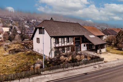 /international/ch/hauptstrasse-39-meinisberg-canton-of-bern-310107702365/