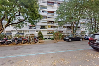 /international/ch/chemin-des-fraisiers-11-grand-lancy-geneva-310108481704/
