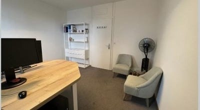 /international/ch/chene-bourg-geneva-310106686710/