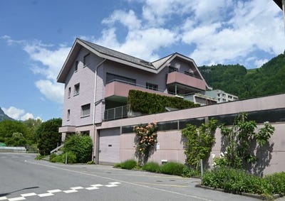 /international/ch/elggisstrasse-6-glarus-canton-of-glarus-310108697353/