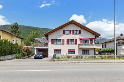 /international/ch/route-principale-5-eschert-canton-of-bern-310108244900/