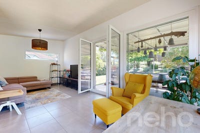 /international/ch/neunkirch-neunkirch-canton-of-schaffhausen-310108401670/