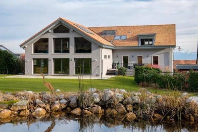 /international/ch/montricher-vaud-310120542424/