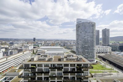 /international/ch/dubendorf-zurich-310107558668/