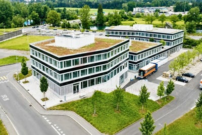 /international/ch/auf-anfrage-1-buchrain-lucerne-310108892582/
