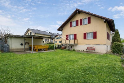 /international/ch/schotz-lucerne-310105908776/