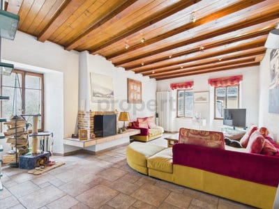 /international/ch/bourg-en-lavaux-vaud-310108429183/