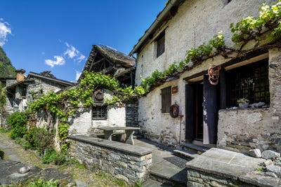 /international/ch/via-bavona-cavergno-cevio-ticino-310108041902/