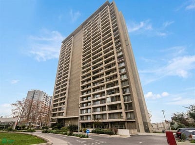 /international/cl/av-vicuna-mackenna-2004-santiago-santiago-region-metropolitana-de-santiago-santiago-santiago-310100635760/