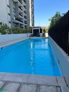 /international/cl/juan-mitjans-105-macul-santiago-region-metropolitana-de-santiago-santiago-santiago-310105920986/