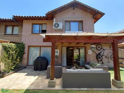 /international/cl/jose-zapiola-8143-8143-casa-c-la-reina-santiago-region-metropolitana-de-santiago-santiago-santiago-310104006784/