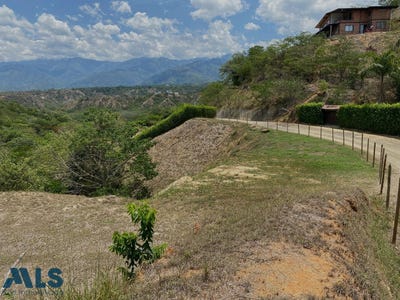 /international/co/unit-7-sopetran-antioquia-310107645895/
