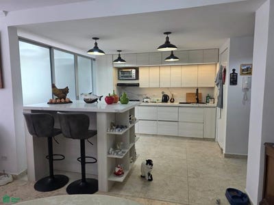 /international/co/circular-4-74-48-laureles-medellin-antioquia-medellin-antioquia-310106519596/