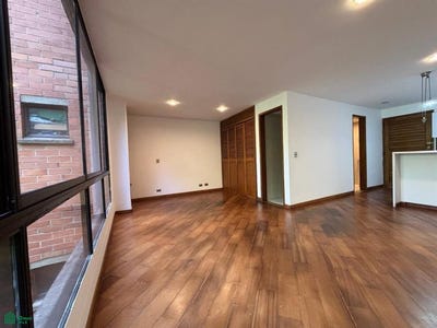 /international/co/calle-10d-25-el-poblado-medellin-antioquia-medellin-antioquia-310108993151/