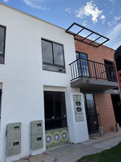 /international/co/cl-30-30-el-carmen-de-viboral-antioquia-colombia-el-carmen-de-viboral-antioquia-310101555639/