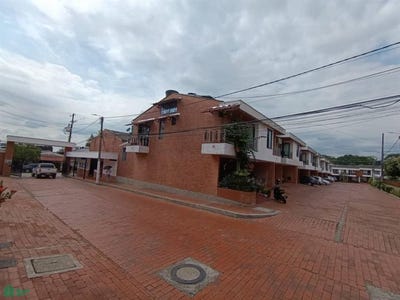 /international/co/carrera-42-6-27-casa-2-int-co-plena-vida-villavicencio-villavicencio-meta-villavicencio-meta-310108459211/