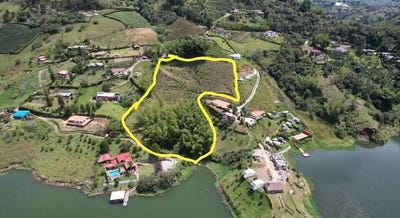 /international/co/penol-guatape-a-7-minutos-de-la-replica-viejo-penol-medellin-antioquia-310106774060/