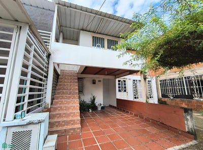 /international/co/calle-8f-53a-sur-20-las-flores-jamundi-valle-del-cauca-valle-del-cauca-310108971075/