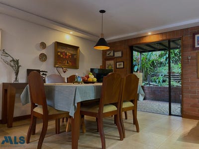 /international/co/unit-140-envigado-antioquia-310107298519/