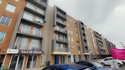 /international/co/carrera-27-4a-55-el-centro-zipaquira-cundinamarca-zipaquira-cundinamarca-310107063886/