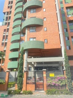 /international/co/calle-39-n-6-n-41-alameda-de-chipichape-ii-apto-1008-torre-ii-chipichape-cali-valle-del-cauca-cali-valle-del-cauca-310108272774/