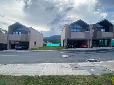 /international/co/800-mt-via-el-guarzo-la-argentina-el-retiro-el-retiro-antioquia-antioquia-310107445000/