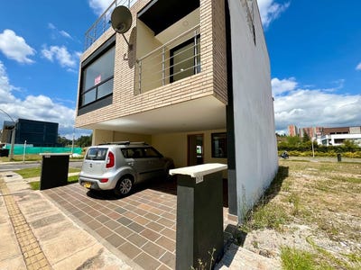 /international/co/calle-rionegro-antioquia-310097497240/