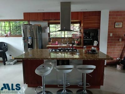 /international/co/unit-126-sabaneta-antioquia-310081132925/