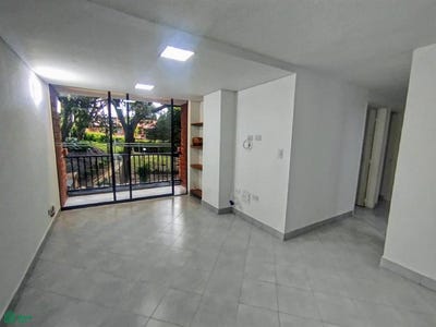 /international/co/transversal-15-79-120-loma-de-los-bernal-medellin-antioquia-medellin-antioquia-310101042829/