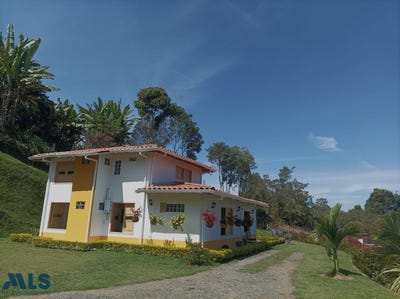/international/co/unit-2-santuario-antioquia-310107589760/