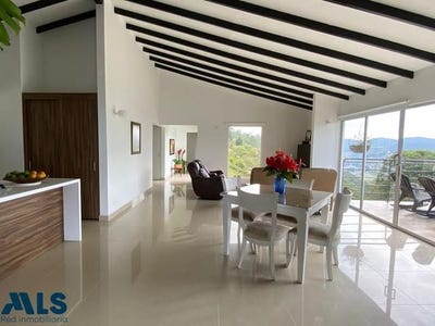 /international/co/unit-33-la-estrella-antioquia-310090802347/