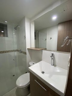 /international/co/cl-39-nte-cali-valle-del-cauca-colombia-cali-valle-del-cauca-310096785658/