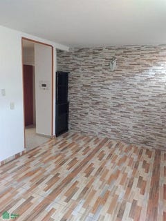 /international/co/calle-9-8-04-madrid-area-urbana-madrid-cundinamarca-madrid-cundinamarca-310106807805/