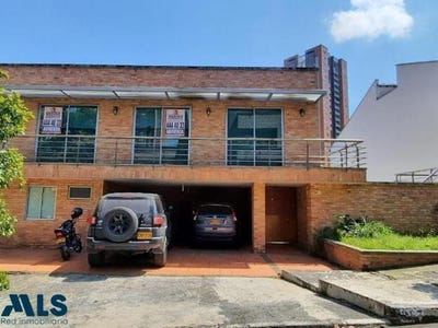 /international/co/unit-87-88-sabaneta-antioquia-310106077419/