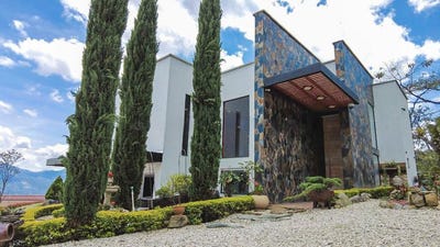 /international/co/avenida-las-palmas-vereda-el-penasco-antioquia-310101280345/
