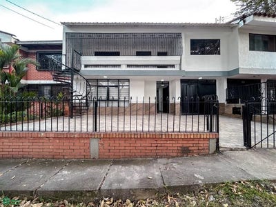 /international/co/calle-47a-norte-5a-59-la-flora-cali-valle-del-cauca-cali-valle-del-cauca-310107221040/