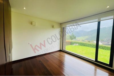 /international/co/la-calera-cundinamarca-310095172153/