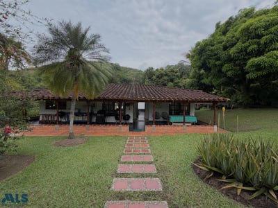 /international/co/lot-e-50-san-jeronimo-antioquia-310105789679/