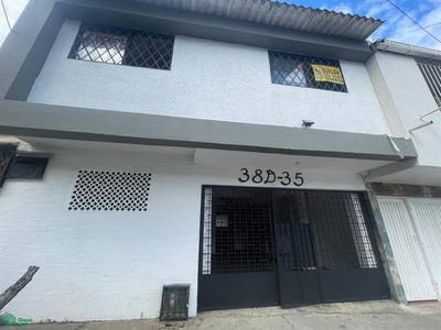 /international/co/calle-3-38d-35-santa-isabel-santa-isabel-cali-valle-del-cauca-cali-valle-del-cauca-310100630432/