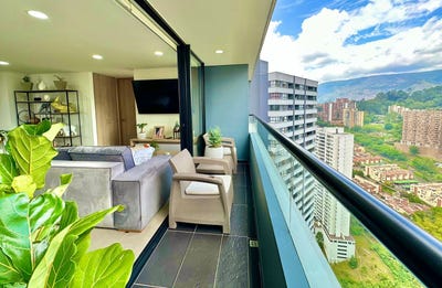 /international/co/medellin-medellin-antioquia-310095646919/