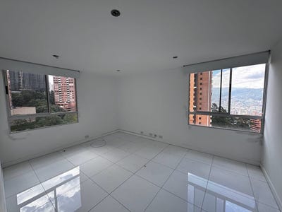 /international/co/medellin-medellin-antioquia-310095805339/