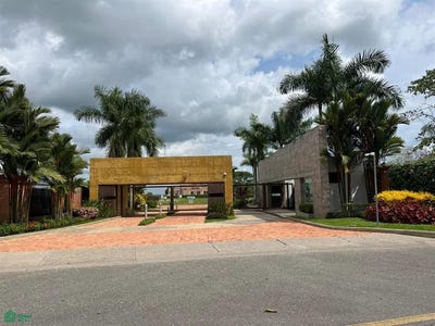 /international/co/condominio-contry-club-km-13-via-villa-valeria-via-restrepo-restrepo-meta-restrepo-meta-310101531032/?lang=es