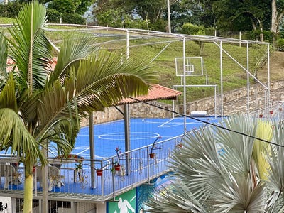 /international/co/la-vega-cundinamarca-310108321843/