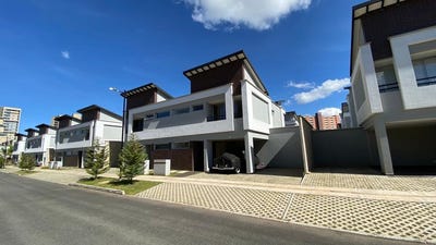 /international/co/rionegro-rionegro-antioquia-310095740075/