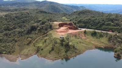 /international/co/guatape-antioquia-310108325181/